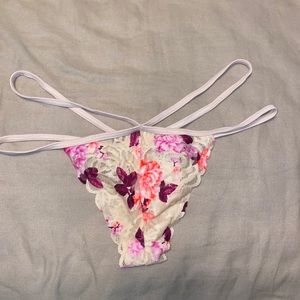 PINK (brand) floral print thong